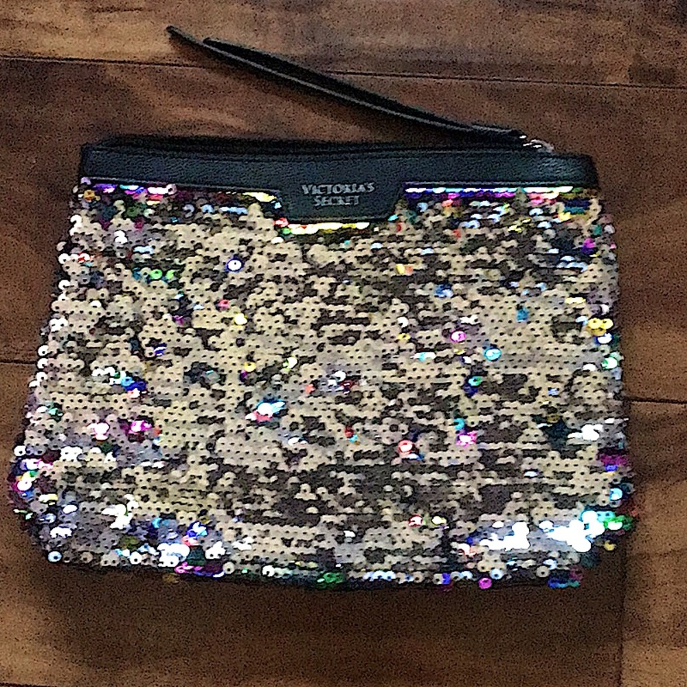 A gorgeous flip sequence makeup bag from Victoria’s Secret. Early 2000’s vibes.